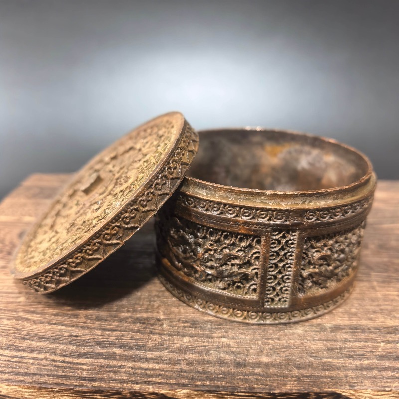 Chinese Retro Carved Metal Jew - đánh giá và giá Vintage Collectible Jewelry