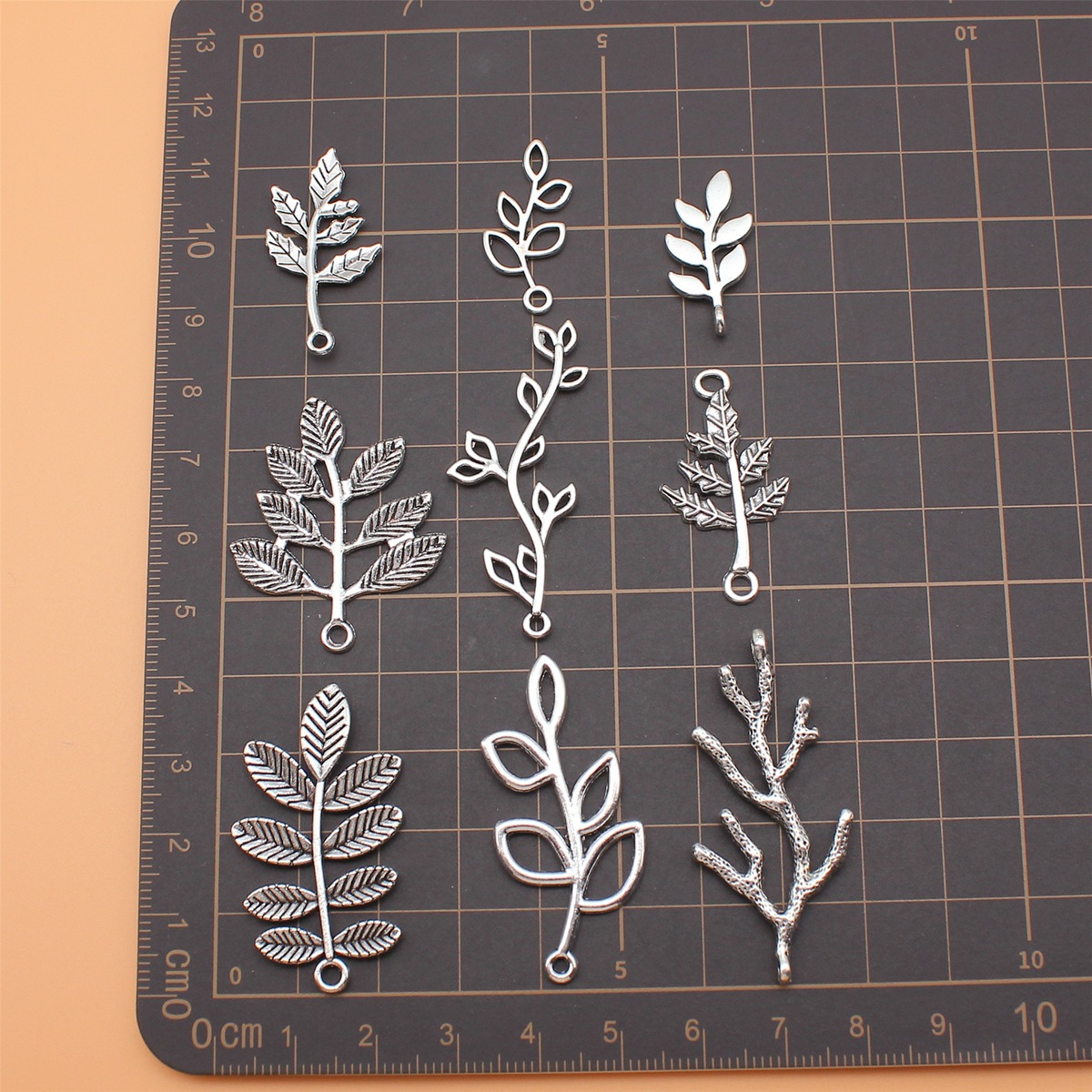 9pcs Antique Silver Color Bran - đánh giá và giá Vintage Collectible Jewelry
